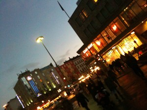 h2o lit square askew