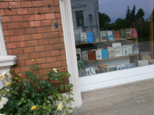 H2O HoL brecht bookshop